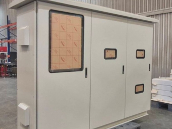 ตู้โครง Outdoor 3 ตอนฝา 2 ชั้น (1)